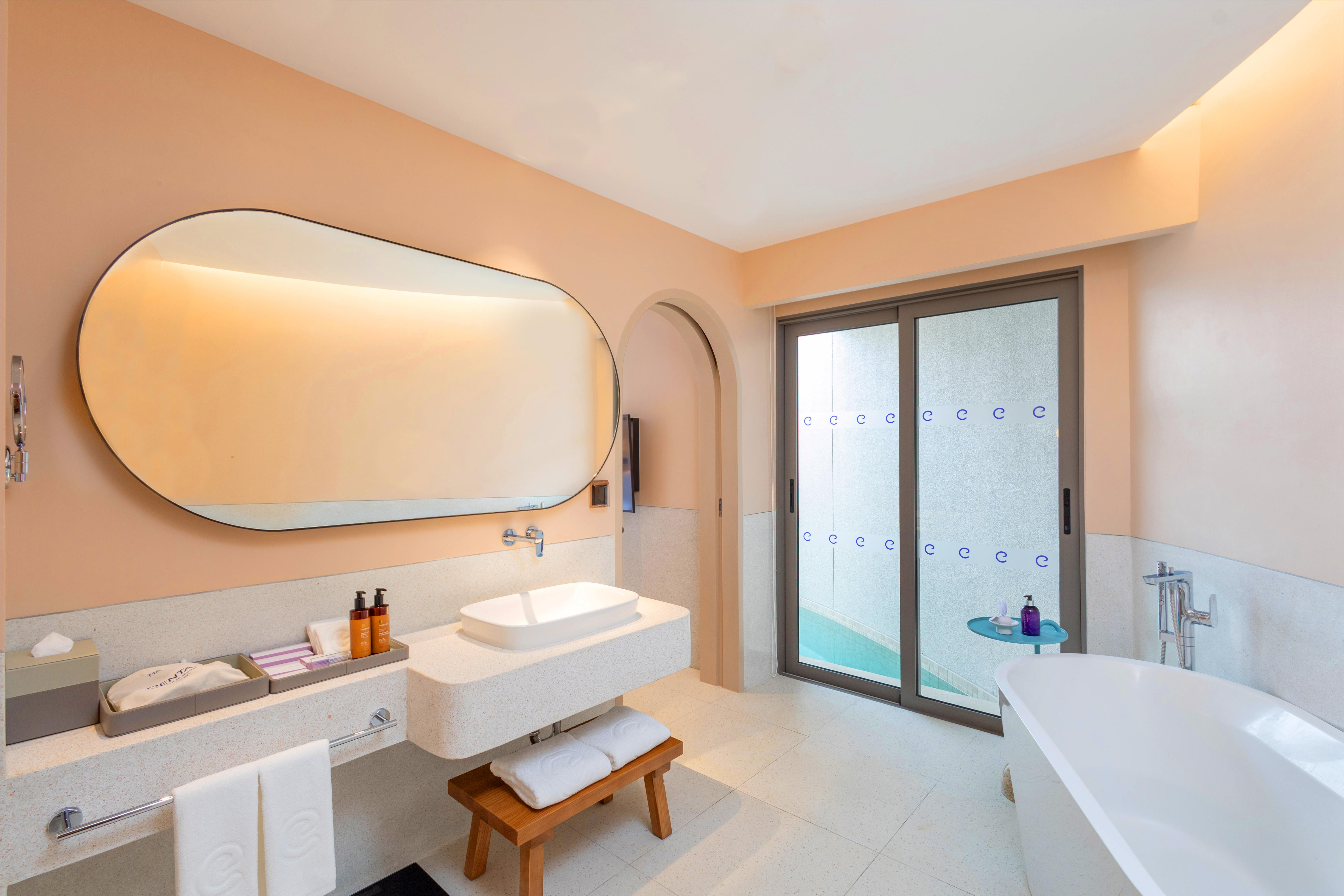 12 CKR One Bedroom Pool Villa 04.jpg
